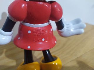 Minnie Mouse Applause