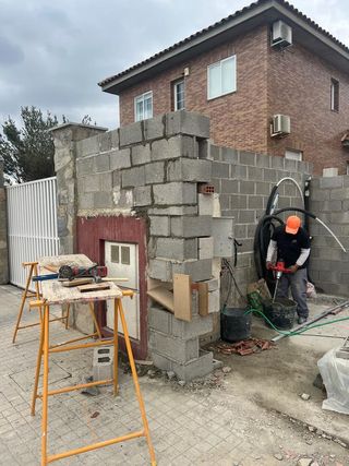 Construcciones y Reformas JIREH S.L.