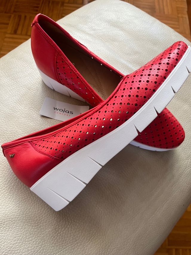 bailarina con etiqueta,