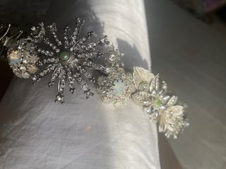 tiara novia 