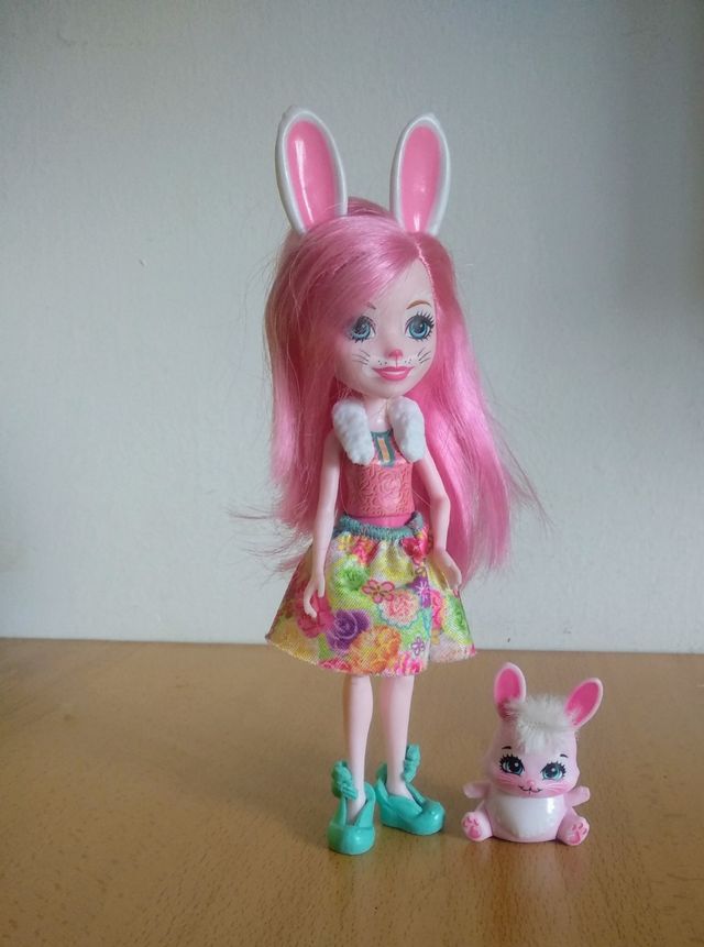 Muñeca Enchantimals