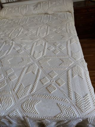 Colcha de algodón hecha a mano. Sin estr