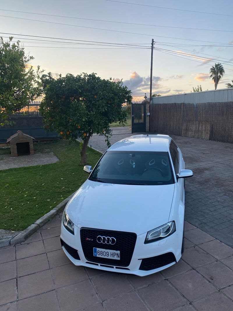 Audi RS3 2012 - foto 1