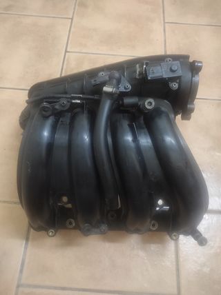 Colector de admisión Bmw 318ci 143cv