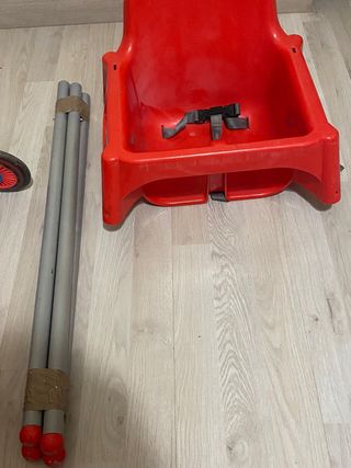 Trona bebé alta tipo IKEA con arnés