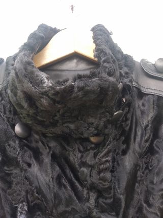 Abrigo de piel y astracán