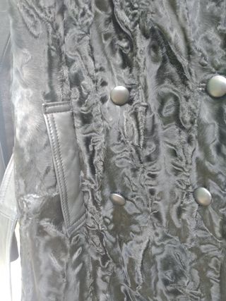 Abrigo de piel y astracán