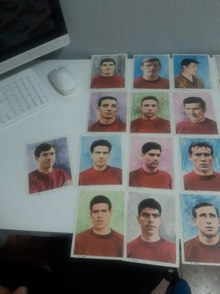 CROMOS ESPAÑA DE  FUTBOL ANTIGUOS  1966
