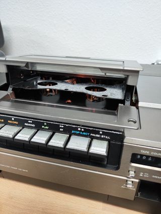 Vídeo VHS VANGUARD VD-501E