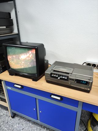 Vídeo VHS VANGUARD VD-501E