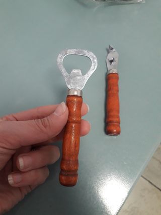 Coppia apri bottiglia barattoli