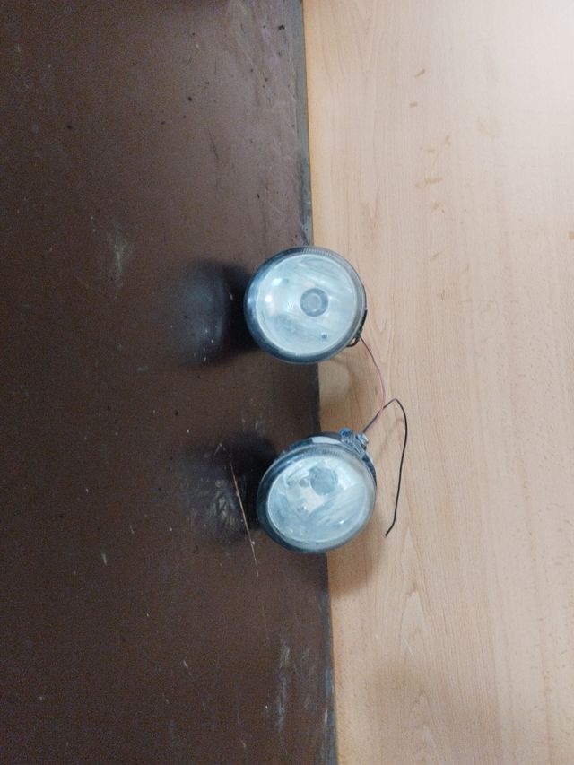 Antinieblas delanteros Nissan