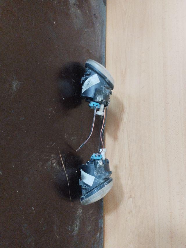 Antinieblas delanteros Nissan