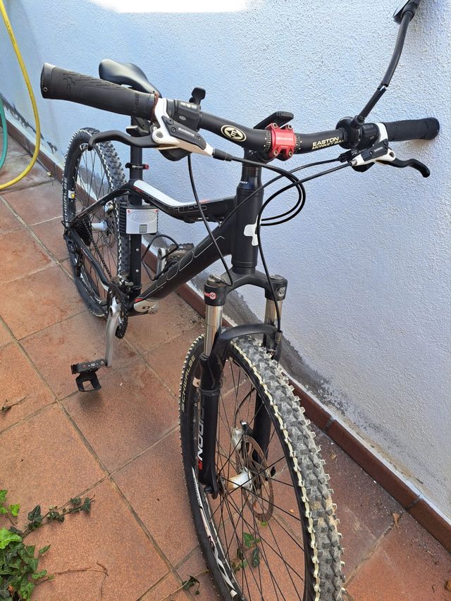 Bicicleta Cube mujer