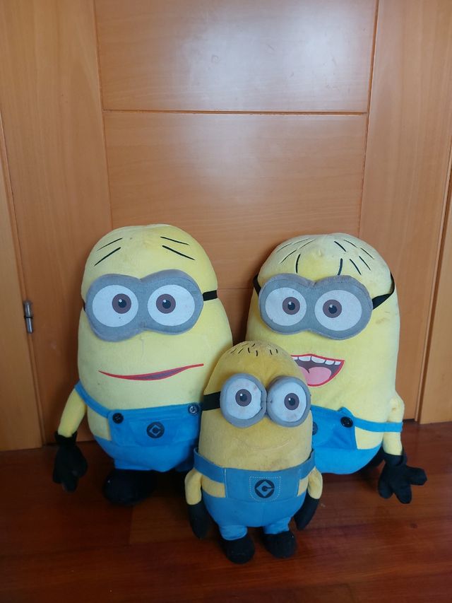 Minions peluche familia