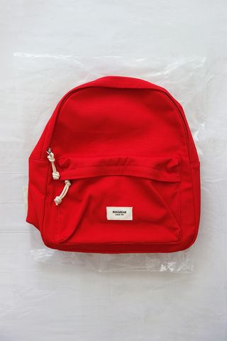 (NUEVA) Mochila ligera color rojo Pull&Bear