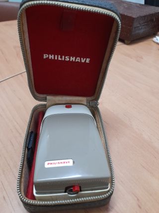 Máquina afeitadora años 60 PHILISHAVE con estuche.