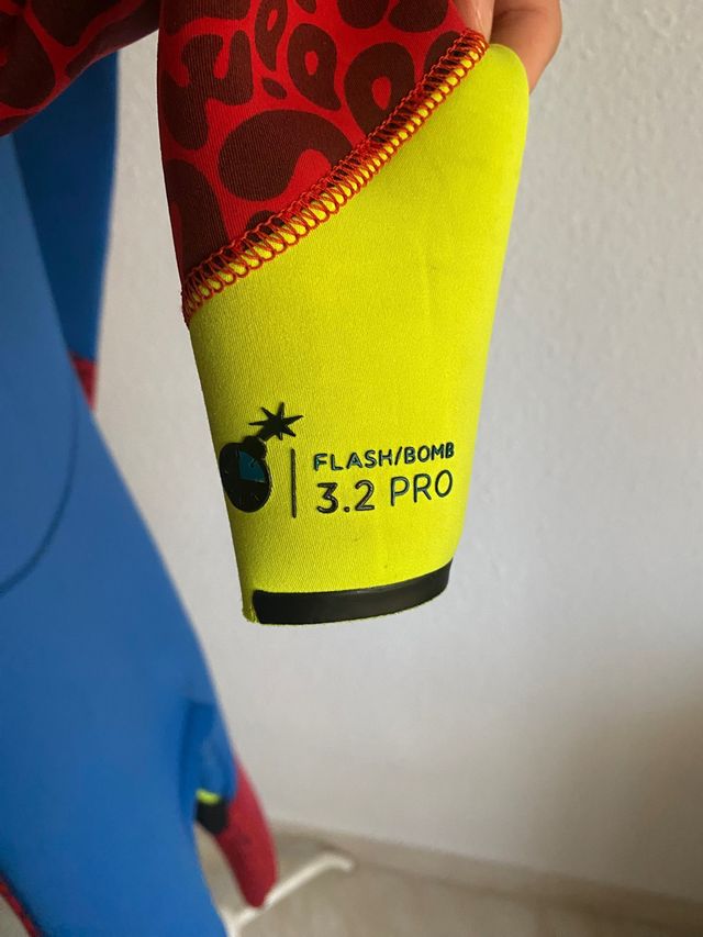 Traje de surf Ripcurl Flashbomb 3/2 talla 16
