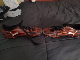 botas de futbol número 34