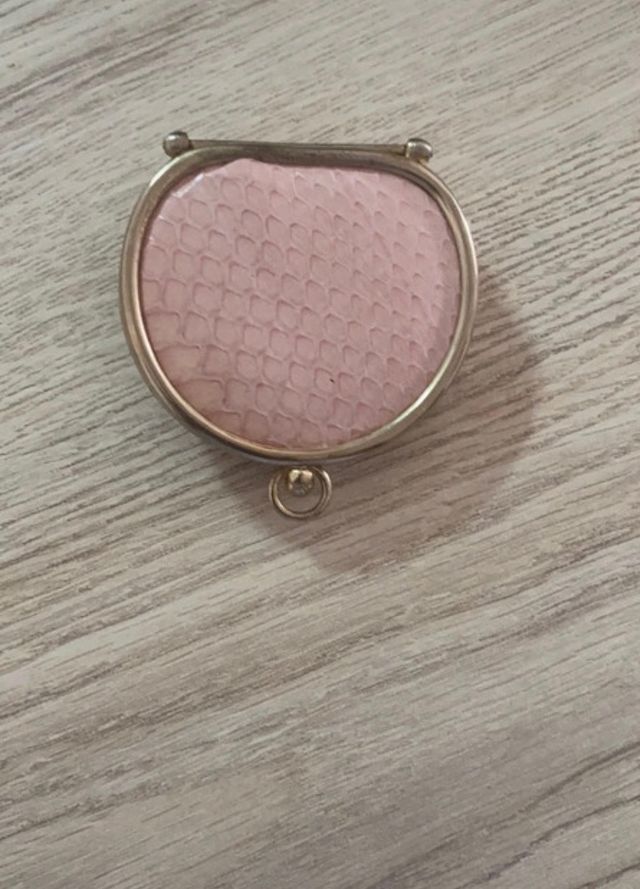 Monedero pequeño rosa