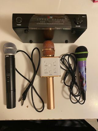 Micrófonos y altavoz