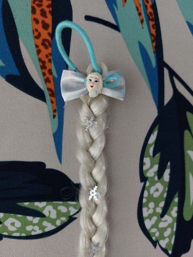 Coleta trenzada Frozen de H&M