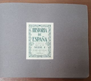 Álbum con 3 Colecciones de Cromos