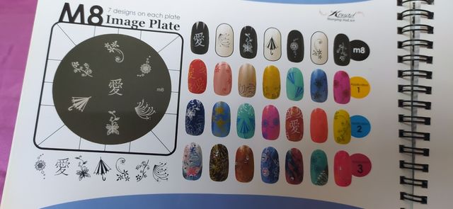 Maletín konad, regalo pintauñas aparte