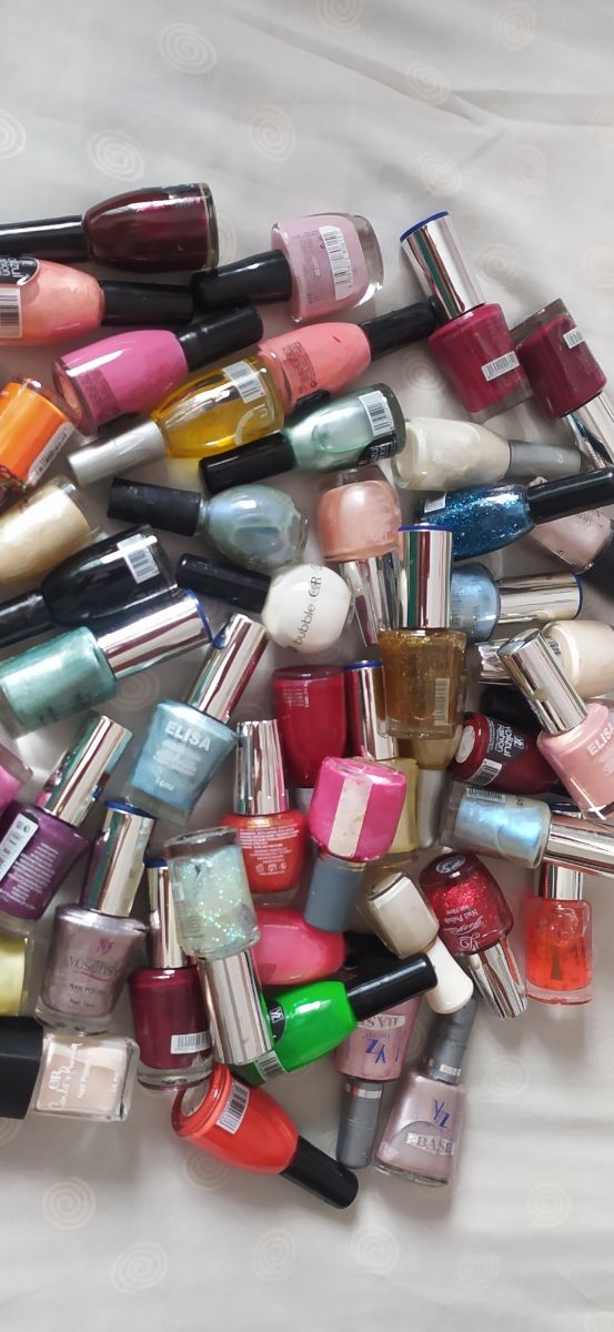 Maletín konad, regalo pintauñas aparte