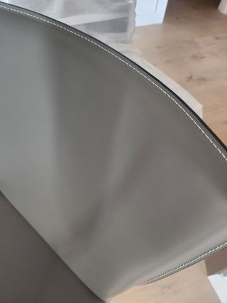 4 sedie Cattelan Italia. Mai indossato.