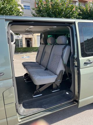 alquiler furgoneta 8 plazas VW Transporter