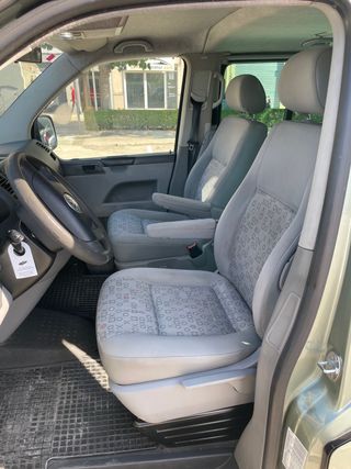 alquiler furgoneta 8 plazas VW Transporter