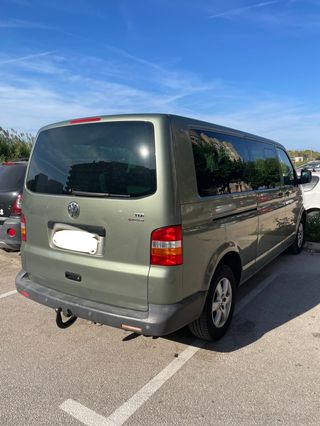 alquiler furgoneta 8 plazas VW Transporter