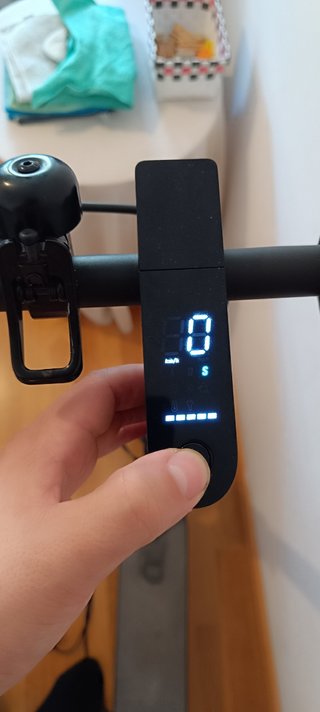 Xiaomi mi scooter essential