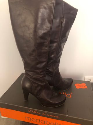 Botas altas de piel