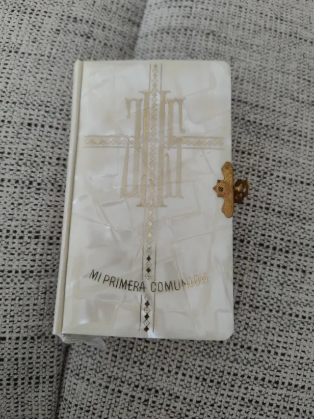 Libro de primera comunión (misal)