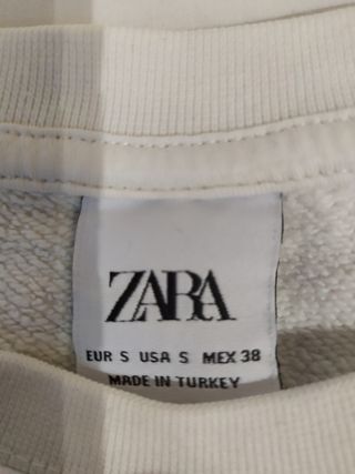 sudadera blanca Zara