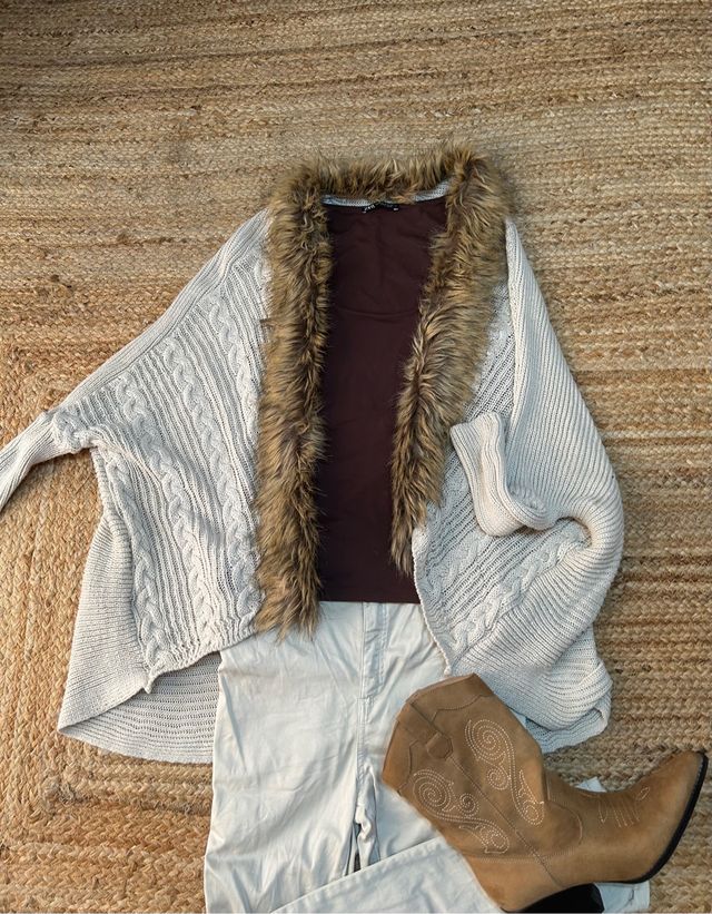 Rebeca cálida de pelo sintético 