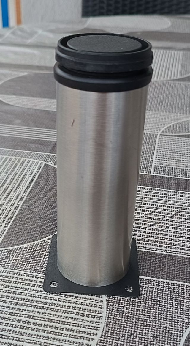 Patas muebles, sofás, armarios etc