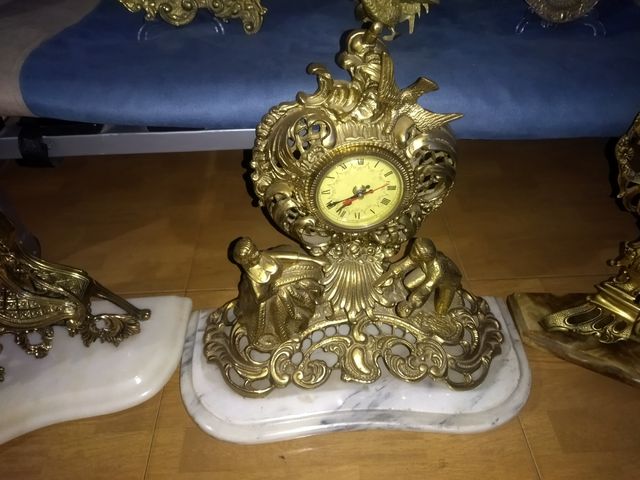 orologi antichi in bronzo grandi e pesanti