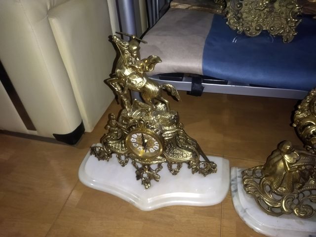 orologi antichi in bronzo grandi e pesanti