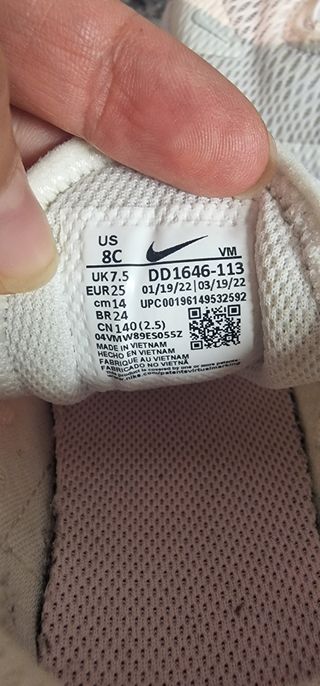 Tenis air max 270