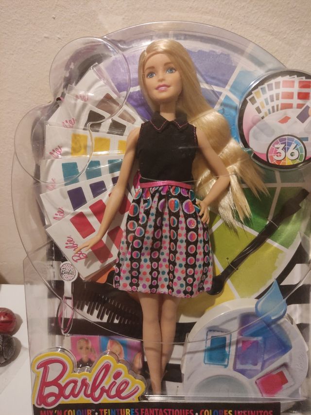 Barbie colores infinitos