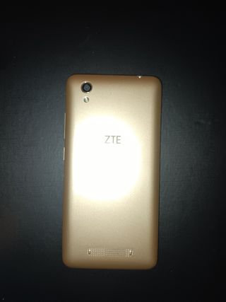 ZTE blade A452