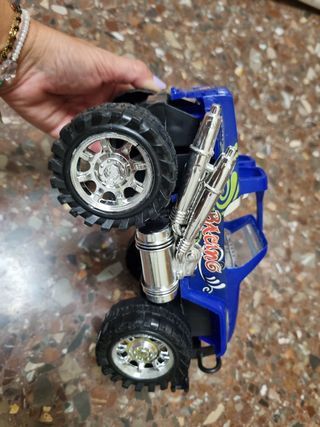 Camión de tracción. Juguetes niños y niñas