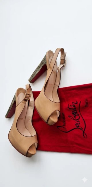 Zapatos Cristhian Louboutin