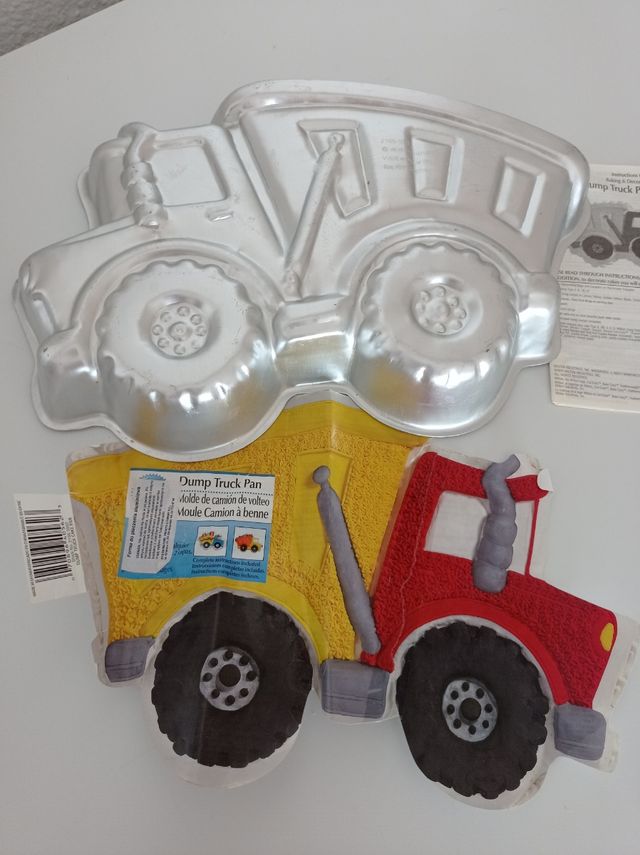 molde tarta camión de basura y tractor