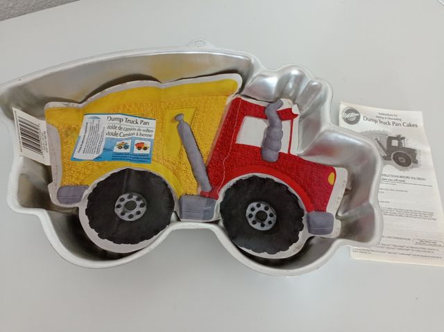 molde tarta camión de basura y tractor