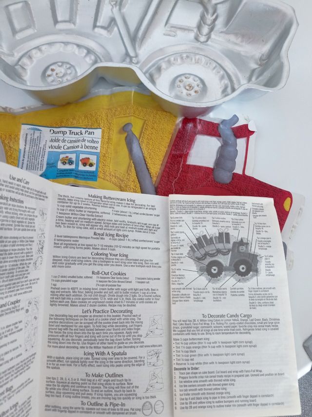 molde tarta camión de basura y tractor