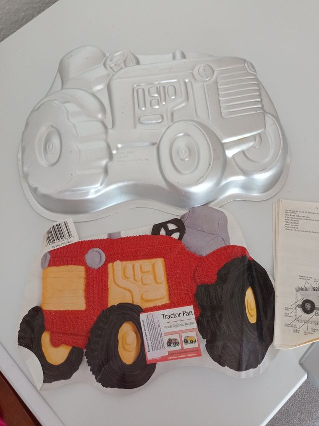 molde tarta camión de basura y tractor